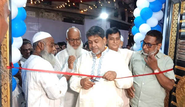পুরান ঢাকায় মাদ্রাসায় ওমর ইবনুল খাত্তাব (রা.)-এর উদ্যোগে মানবিক কার্যক্রমের উদ্বোধন