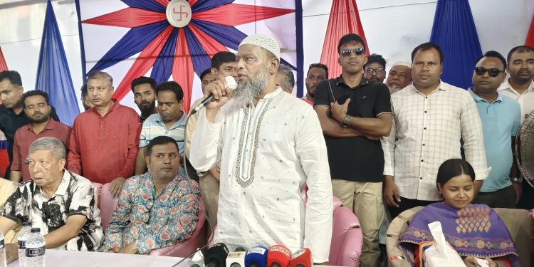 শ্রীনগরে দুর্গাপুজার মণ্ডপ পরিদর্শন করলেন সংসদ সদস্য শেখ মোহাম্মদ আব্দুল্লাহ