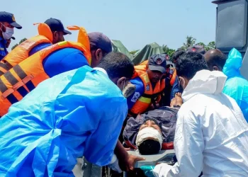 শ্রীলঙ্কায় চিকিৎসা চেয়েছেন আটকে পড়া ইরানি নাবিকেরা