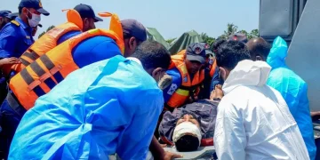 শ্রীলঙ্কায় চিকিৎসা চেয়েছেন আটকে পড়া ইরানি নাবিকেরা
