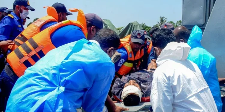 শ্রীলঙ্কায় চিকিৎসা চেয়েছেন আটকে পড়া ইরানি নাবিকেরা
