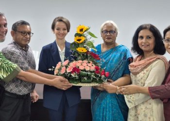 যৌথভাবে স্বাস্থ্যসেবার ভবিষ্যৎ গড়া: রাশিয়ার চিকিৎসা শিক্ষার অন্বেষণ