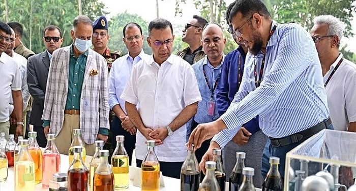 বর্জ্য থেকে জ্বালানি তেল উৎপাদন প্রকল্প বাস্তবায়নে সহযোগিতার আশ্বাস প্রধানমন্ত্রীর